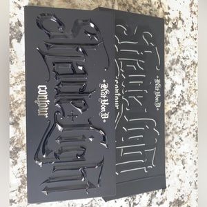 Kat Von D Contour Pallette